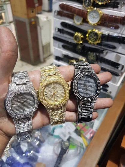 Luxury Crystal Studded Wrist Watch Premium Finish beautifull wear