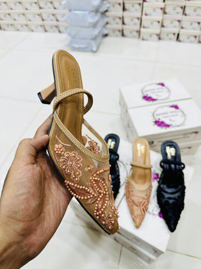 Elegant Fawn Hand-Embroidered Kitten Heels for Women beautifull wear
